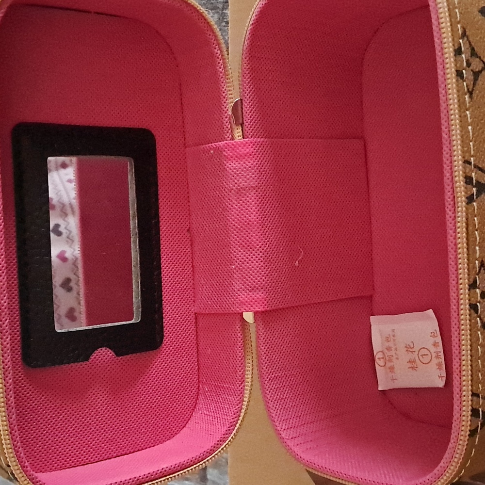 Bougie Tan & Black Vanity Case - Picture 3 of 4